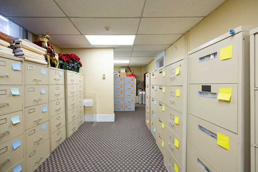 More Photos Of 9 Cannon St, Poughkeepsie Office For Sale
