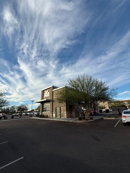 More Photos Of 1864 E Baseline Rd, Mesa Auto Repair For Sale