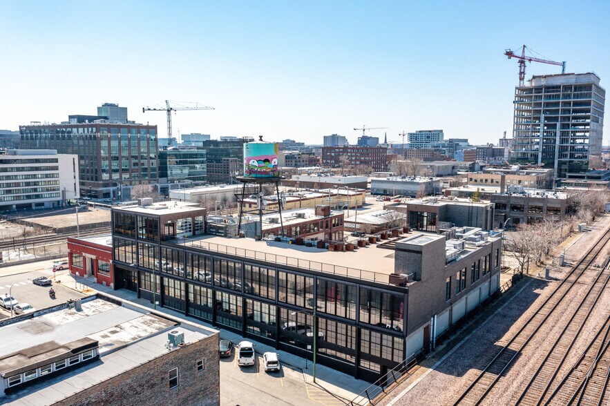 More Photos Of 401 N Morgan St, Chicago Loft Creative Space For Lease