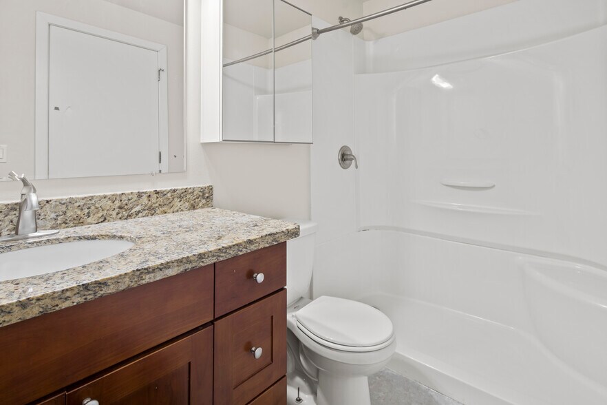 More Photos Of 507 19th Ave E, Seattle Apartments For Sale