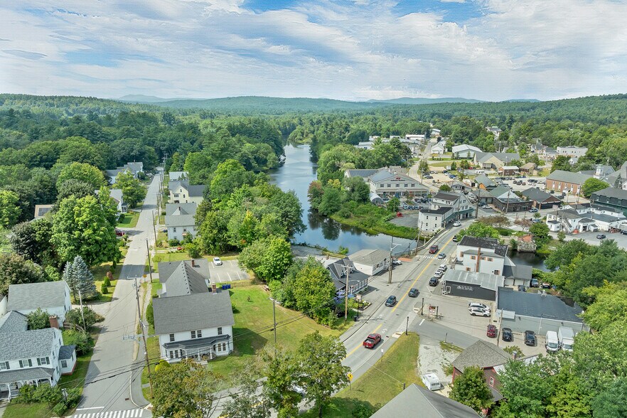 More Photos Of 40 Main St, Goffstown Restaurant For Sale