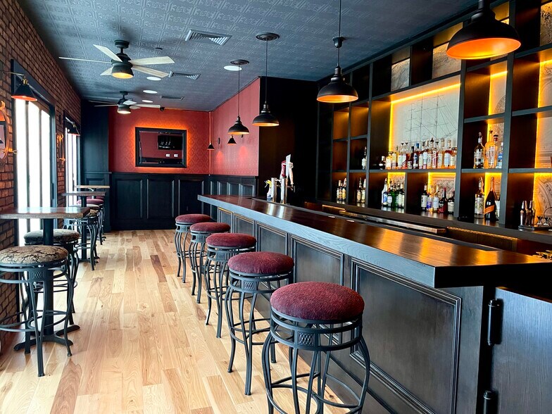 More Photos Of 141 Mansion Ave, Staten Island Restaurant For Sale