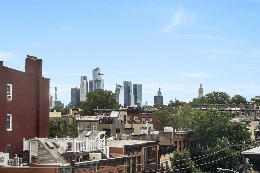 More Photos Of 746 Park Ave, Hoboken Storefront Retail Residential For Lease