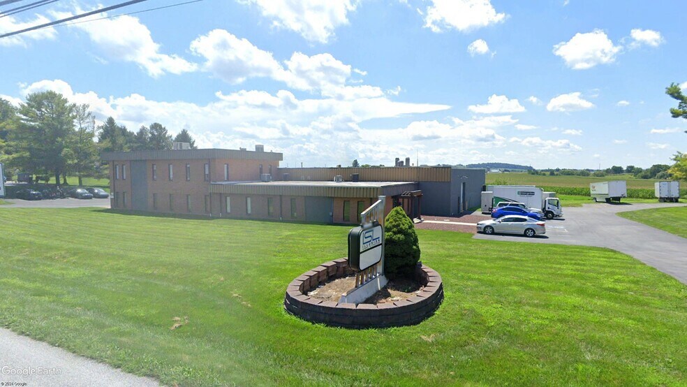 Primary Photo Of 1185 Division Hwy, Ephrata Warehouse For Lease