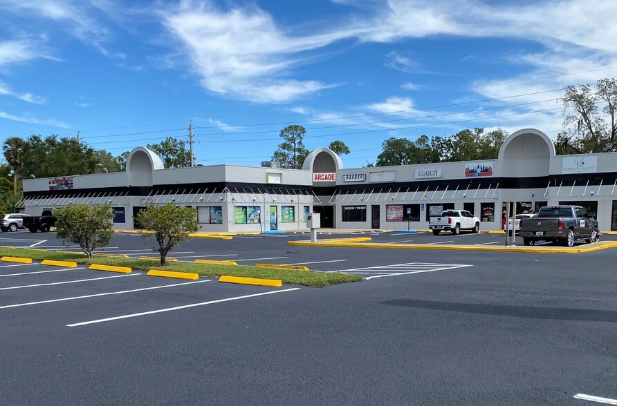 Primary Photo Of 6011-6025 103rd St, Jacksonville Unknown For Lease