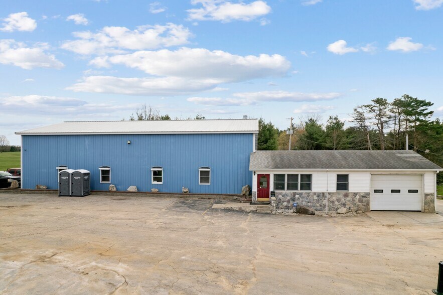 More Photos Of 19925 12 Mile Rd, Big Rapids Service For Sale
