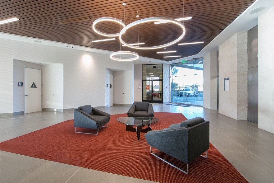 More Photos Of 888 Disneyland Dr, Anaheim Office For Lease