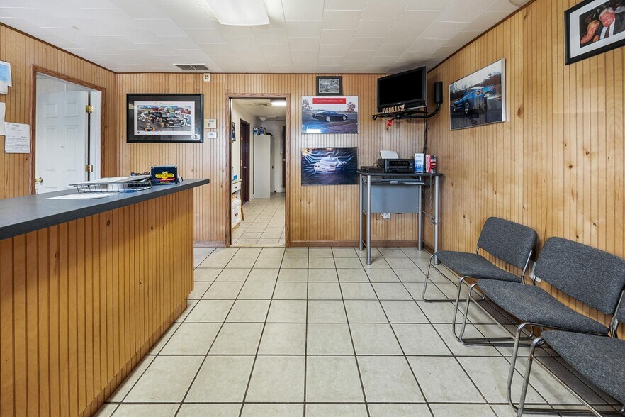 More Photos Of 346 N Harding Hwy, Buena Auto Dealership For Sale