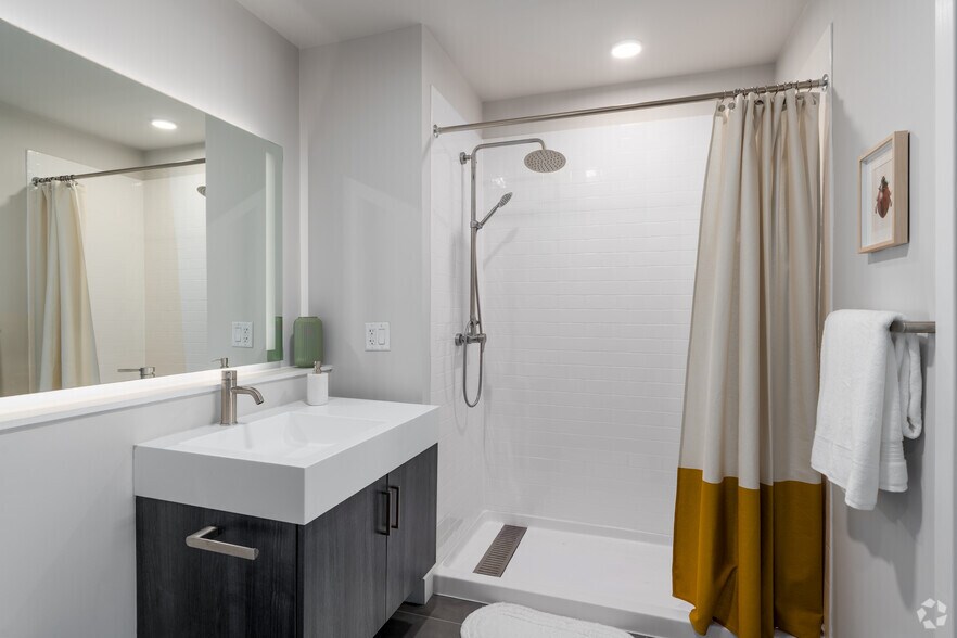 More Photos Of 1314 Spring Garden St, Philadelphia Apartments For Lease