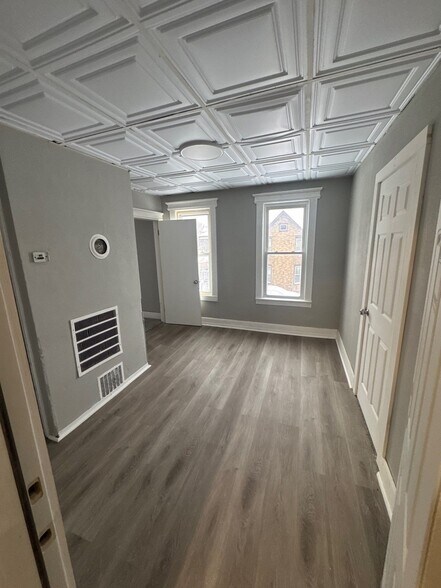 More Photos Of 61 Thorp St, Binghamton Apartments For Sale