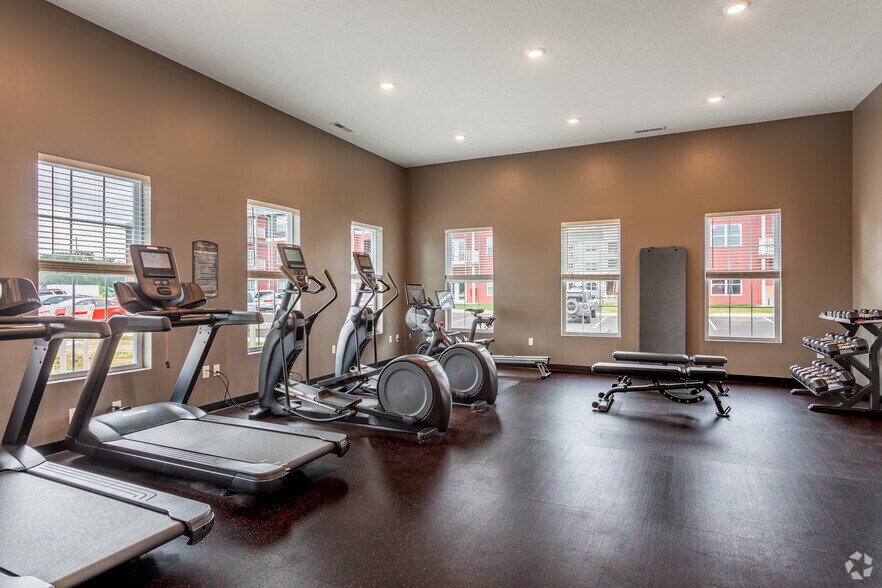 More Photos Of 1812 Bourbon St, Ashville Apartments For Sale