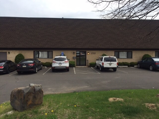 More Photos Of 1701 Loretta Ave, Feasterville Warehouse For Sale