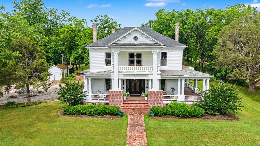 More Photos Of 118 Hwy 309 S, Byhalia Lodge Meeting Hall For Sale