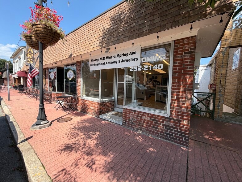 Primary Photo Of 2003 Smith St, North Providence Storefront For Lease