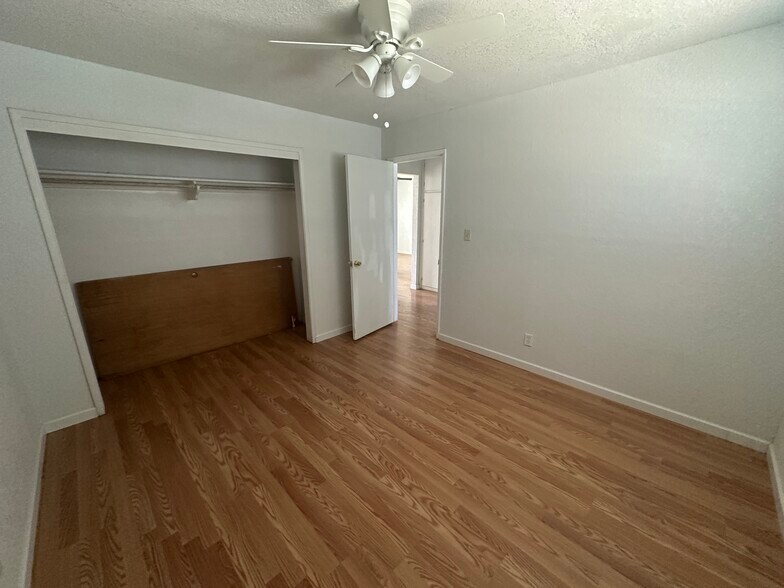 More Photos Of 1822 Cirby Way, Roseville Apartments For Sale