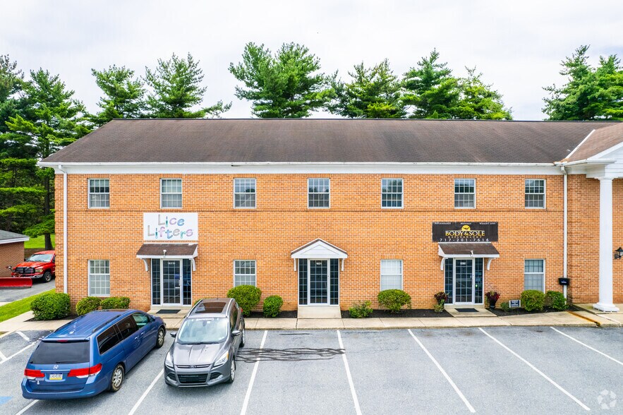 More Photos Of 1821 Oregon Pike, Lancaster Office For Sale