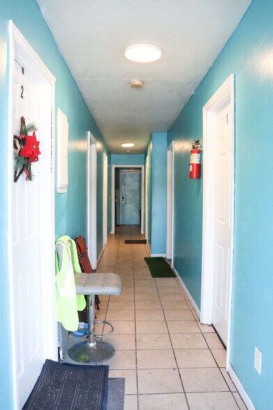 More Photos Of 4410 38th Ave, Vero Beach Multifamily For Sale
