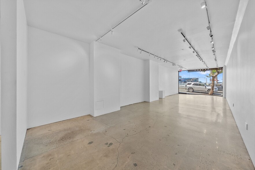 More Photos Of 570-574 S Coast Hwy, Laguna Beach Storefront Retail Residential For Lease