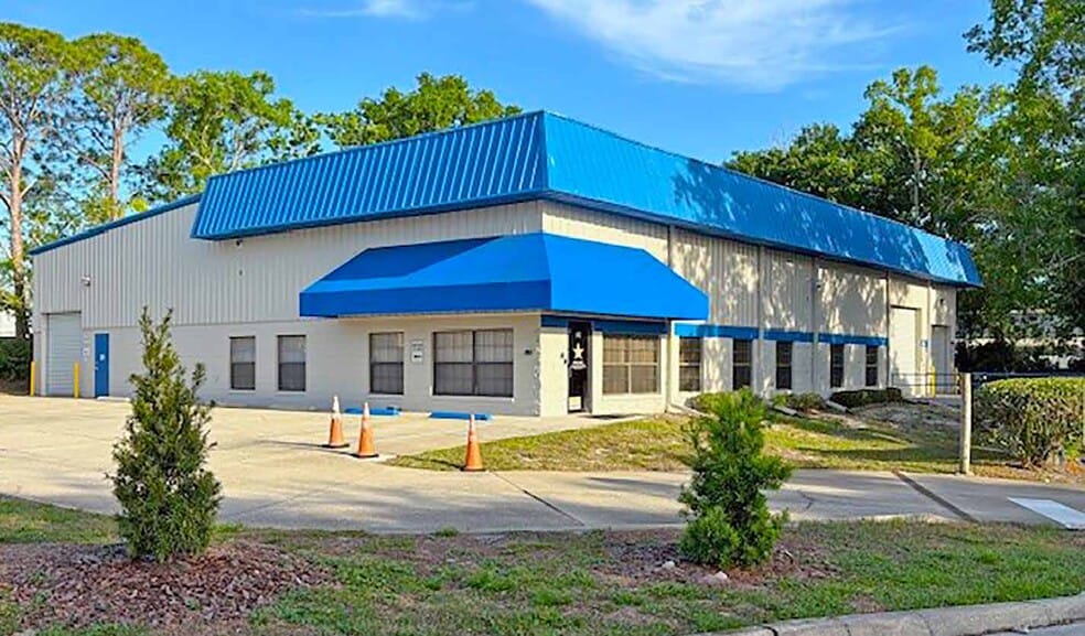 More Photos Of 40 Keyes Ct, Sanford Warehouse For Sale