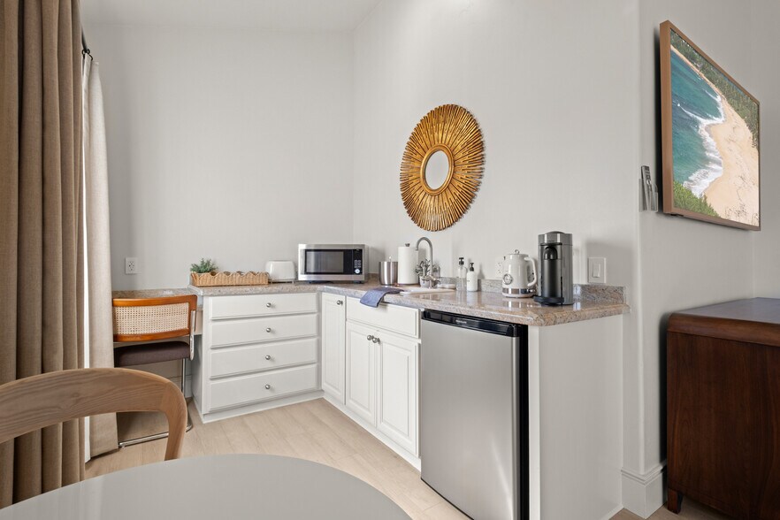 More Photos Of 21305 E Cliff Dr, Santa Cruz Hotel For Sale