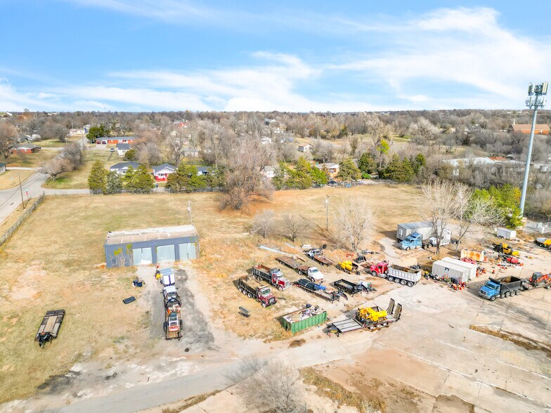 More Photos Of 1218 N Irving St, Oklahoma City Warehouse For Sale