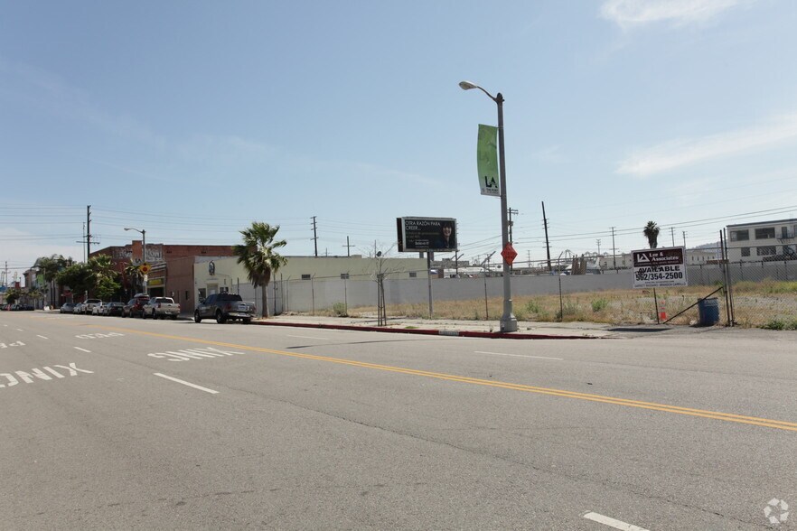 More Photos Of 331-333 N Avalon Blvd, Wilmington Land For Lease