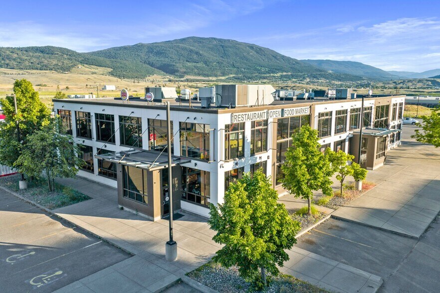 More Photos Of 3999 Airport Rd, Merritt General Retail For Sale