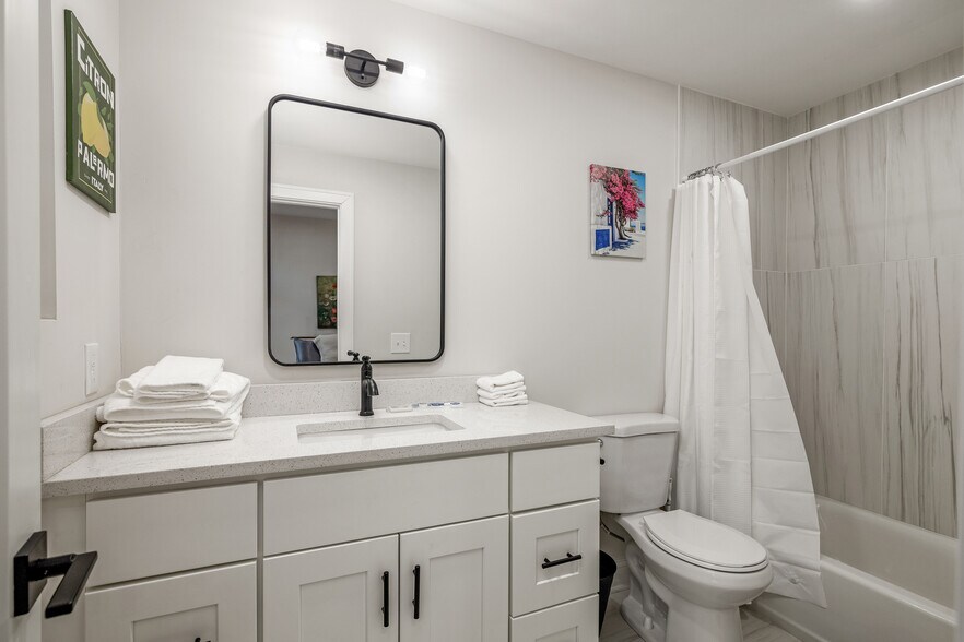 More Photos Of 511 Campbell St, Kansas City Apartments For Sale