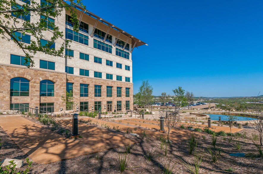 More Photos Of 19003 I-10 W, San Antonio Unknown For Lease