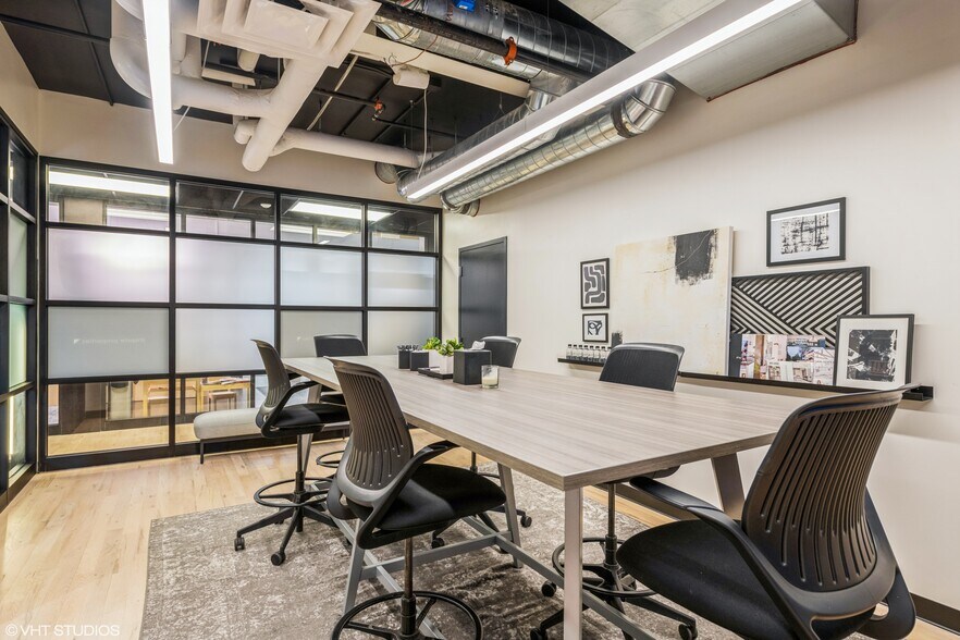 More Photos Of 1732-1734 W Hubbard St, Chicago Loft Creative Space For Lease