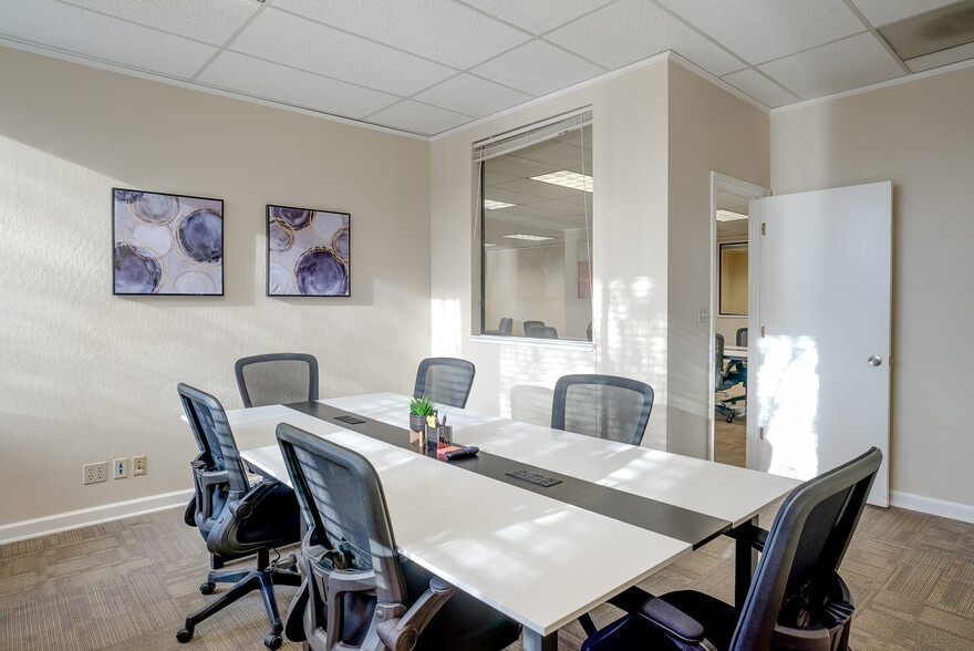 More Photos Of 71 Washington St, Santa Clara Storefront Retail Office For Sale