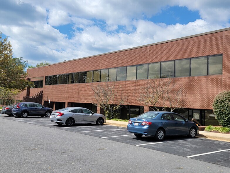 More Photos Of 7520 Standish Pl, Rockville Office For Lease