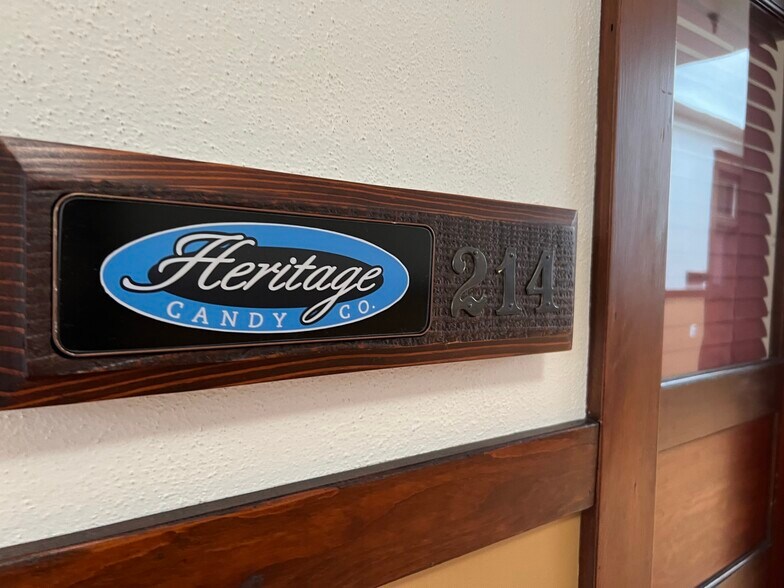 More Photos Of 103 E Lemon Ave, Monrovia Storefront Retail Office For Lease