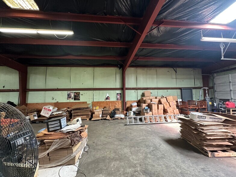 More Photos Of 3314 Millbranch Rd, Memphis Flex For Sale