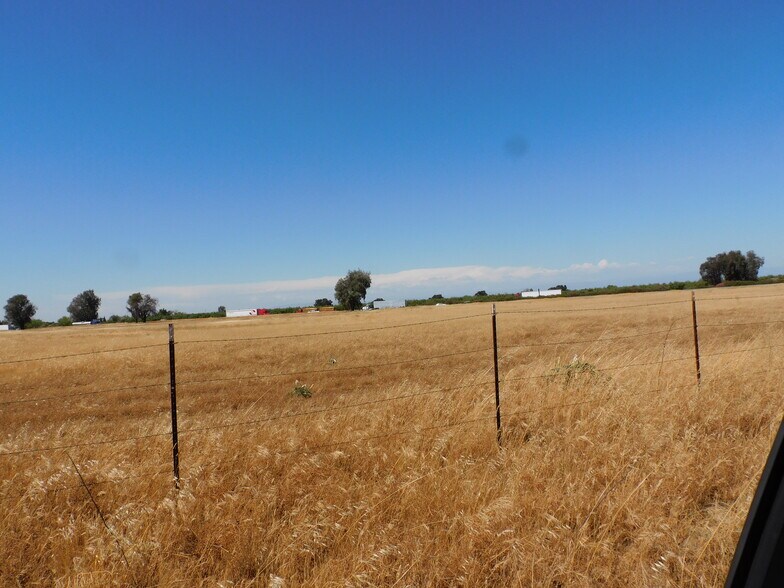 More Photos Of 17639 AVENUE 24 1/2, Chowchilla Land For Sale