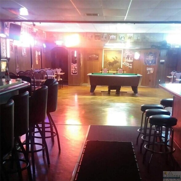 More Photos Of 114 Main St, Roundup Casino For Sale