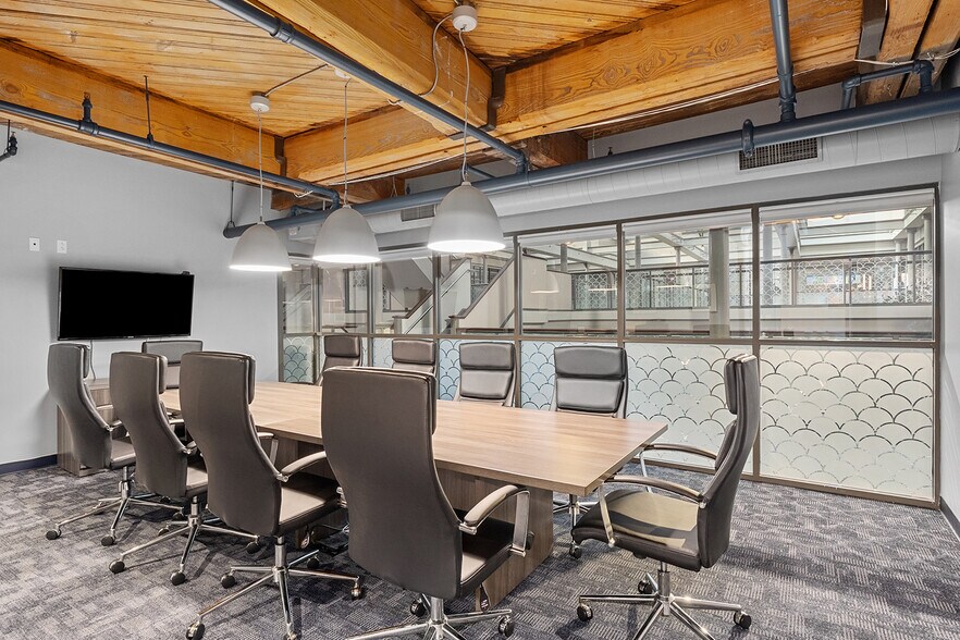More Photos Of 555 Washington Ave, Saint Louis Office For Lease