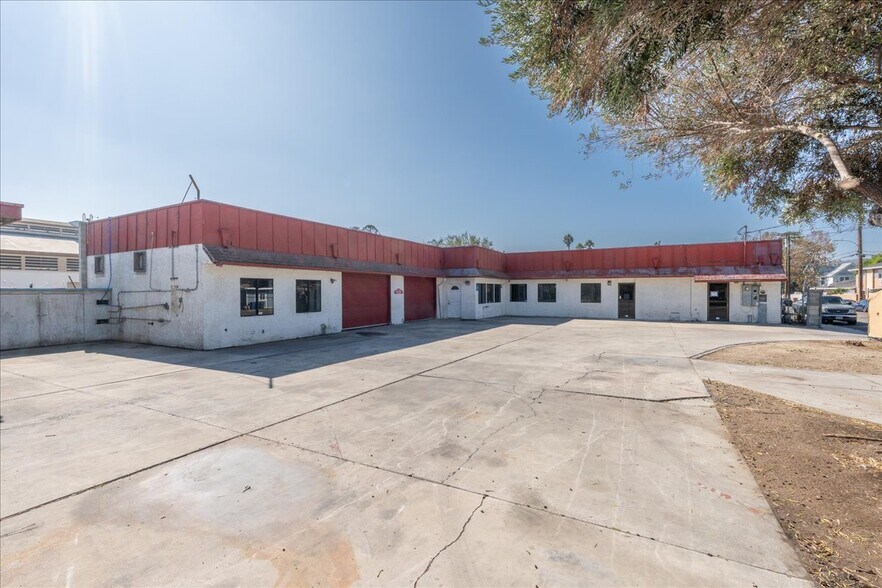 More Photos Of 820 Railroad Ave, Santa Paula Warehouse For Sale
