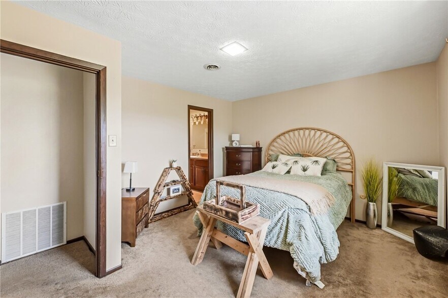 More Photos Of 7421 Sharon Mercer Rd, Mercer Apartments For Sale