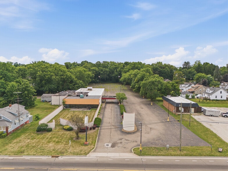 Primary Photo Of 4210 12th St NW, Canton Restaurant For Sale