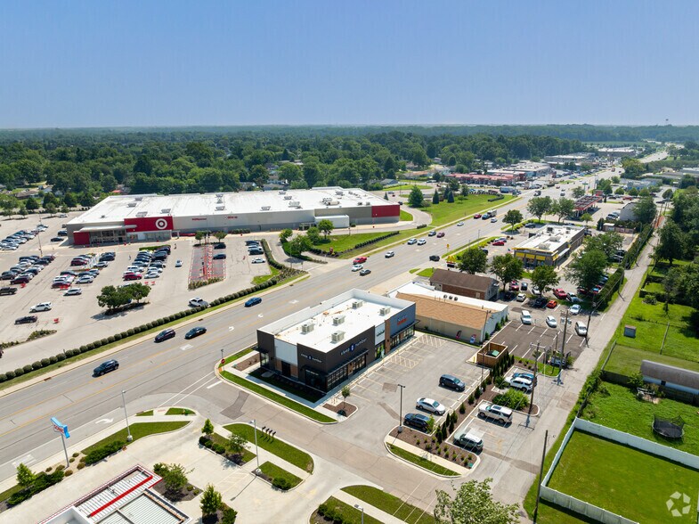 More Photos Of 1980 N National Rd, Columbus Storefront Retail Office For Sale