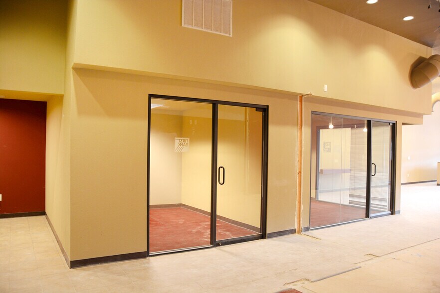 More Photos Of 1444-1446 4th St, San Rafael Storefront For Lease