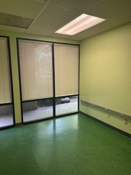 More Photos Of 1950 5th St, Davis Industrial For Lease