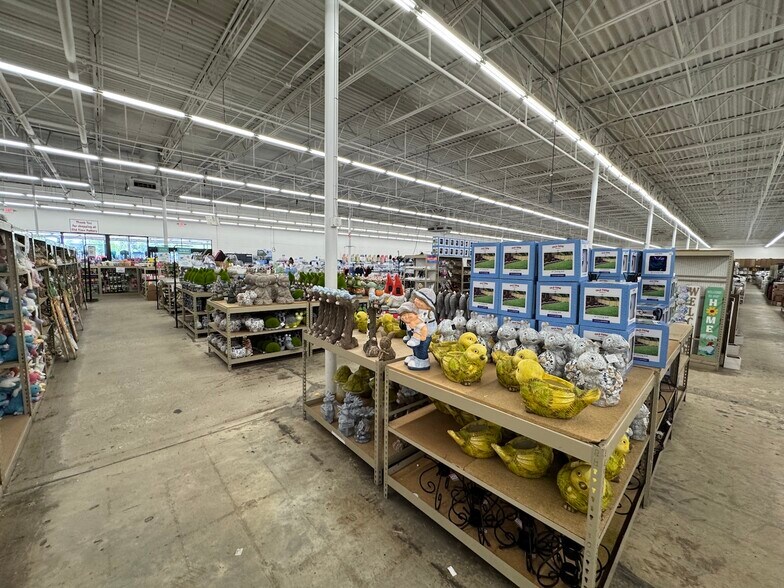 More Photos Of 1870 N Highway 17, Surfside Beach Freestanding For Lease