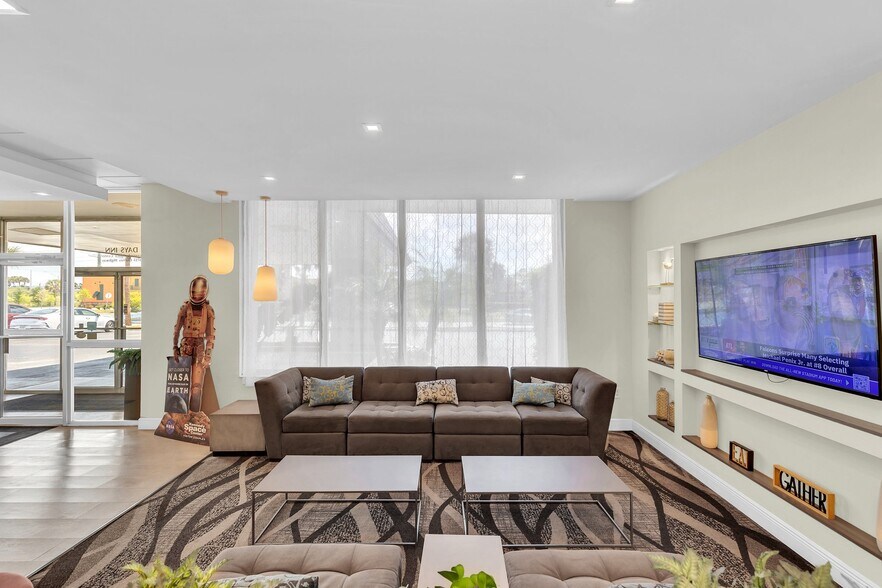 More Photos Of 3755 Cheney Hwy, Titusville Hotel For Sale