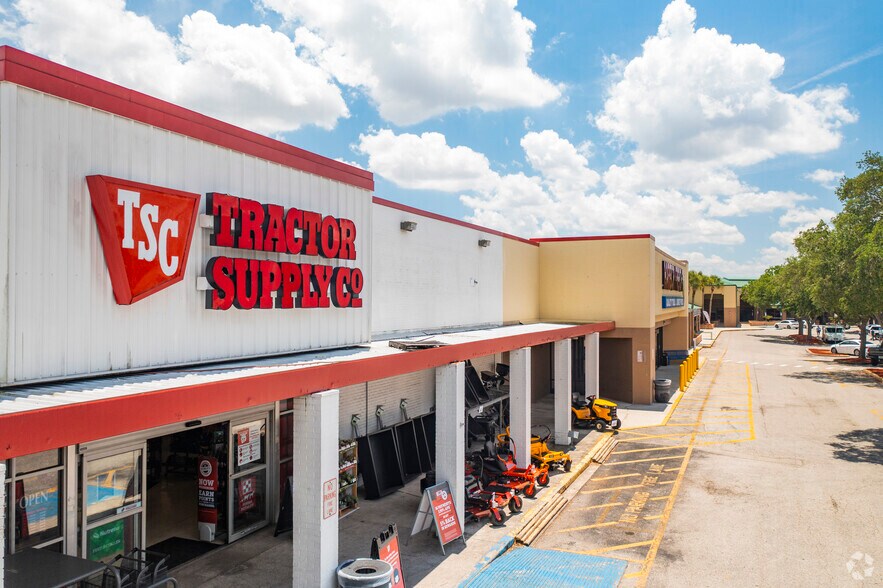 More Photos Of 1316-1450 State Road 60 E, Lake Wales Unknown For Lease