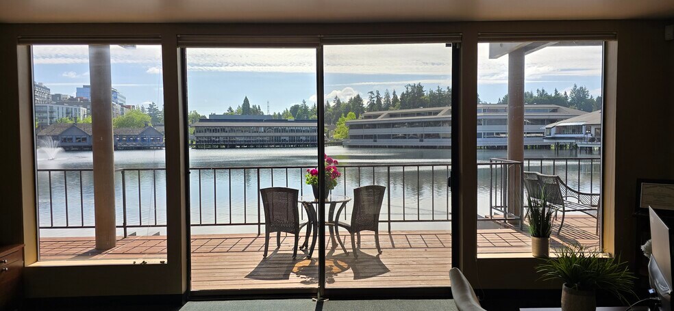 More Photos Of 9 Lake Bellevue Dr, Bellevue Office For Sale
