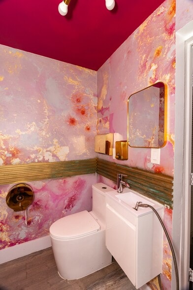 More Photos Of 1034-1040 NW 3 Ave, Miami Storefront Retail Residential For Lease