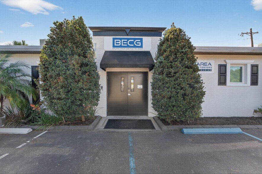 More Photos Of 3411 N 29th St, Tampa Office For Sale