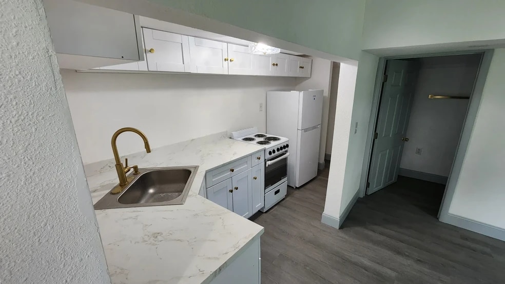 More Photos Of 501 W Baker St, Plant City Apartments For Sale